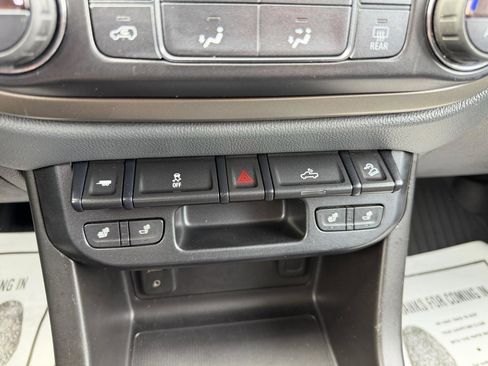 Used 2016 Chevrolet Colorado Z71 image 33