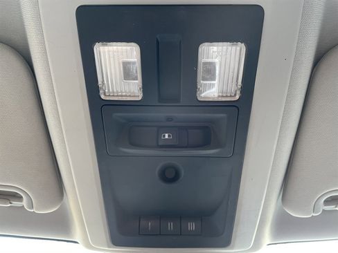 Used 2015 RAM 3500 Laramie Longhorn image 36