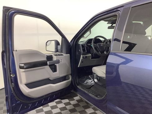 Used 2019 Ford F150 XLT AWD/4WD image 17