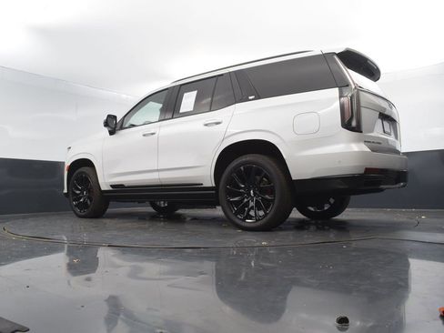 Used 2021 Cadillac Escalade Sport w/ Driver Assist Tech Package image 50