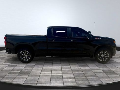 Used 2022 Chevrolet Silverado 1500 RST AWD/4WD image 8