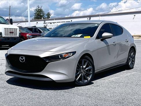 Used 2023 MAZDA MAZDA3 s FWD image 2