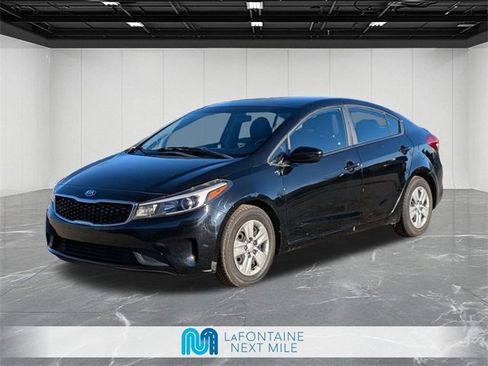Used 2017 Kia Forte LX image 1