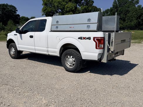 Used 2016 Ford F150 XL w/ XL Power Equipment Group AWD/4WD image 6