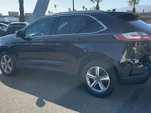 Used 2021 Ford Edge SEL w/ Convenience Package image 11