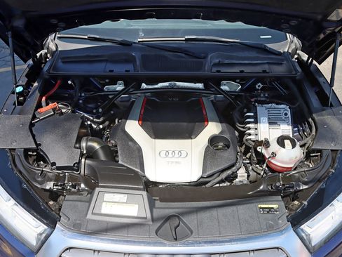 Used 2018 Audi SQ5 Premium Plus AWD/4WD image 42