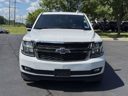 Used 2020 Chevrolet Suburban Premier w/ RST 6.2L Performance Edition AWD/4WD image 28