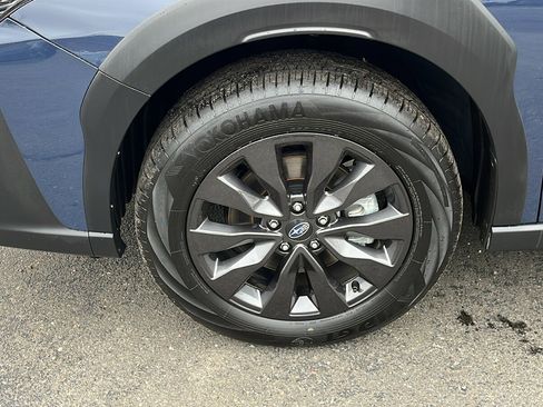 Certified 2025 Subaru Outback Onyx Edition image 6