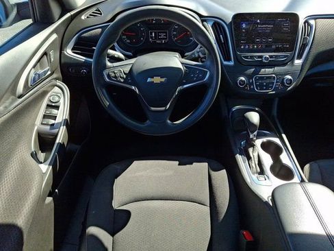 Used 2023 Chevrolet Malibu LT image 14