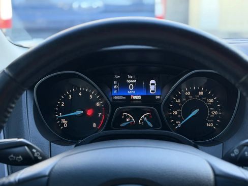 Used 2018 Ford Focus Titanium FWD image 29