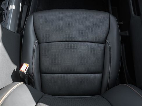 New 2026 Ford F350 Lariat w/ Black Appearance Package image 39