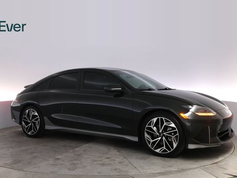 Used 2023 Hyundai Ioniq 6 SEL RWD image 14