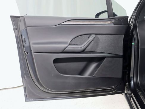 Used 2024 Tesla Model X image 34