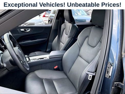 Used 2025 Volvo XC60 B5 Plus AWD/4WD image 31