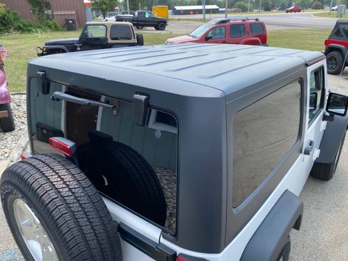 Used 2012 Jeep Wrangler Sport AWD/4WD image 53