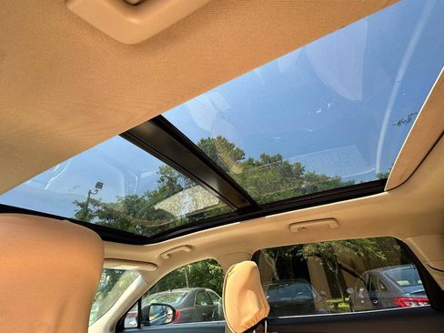 Used 2017 Lincoln MKX Select FWD image 25
