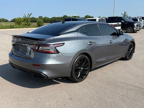 Used 2019 Nissan Maxima SR w/ Premium Package FWD image 17