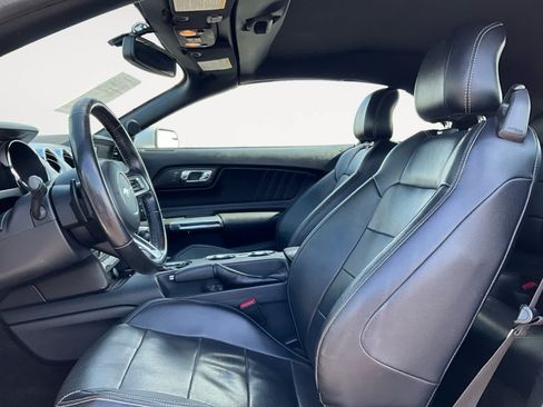 Used 2016 Ford Mustang GT Premium RWD image 9