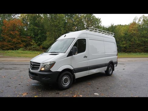 Used 2017 Mercedes-Benz Sprinter 2500 image 1