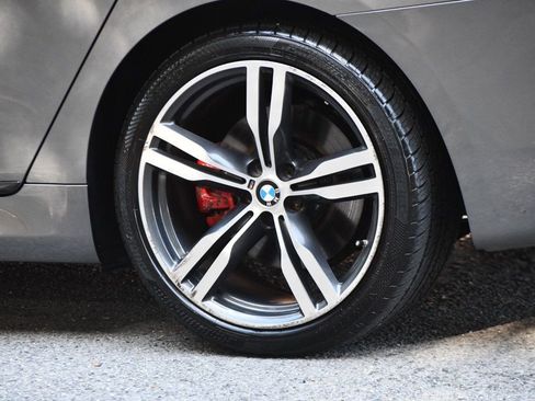 Used 2016 BMW 750i xDrive image 18