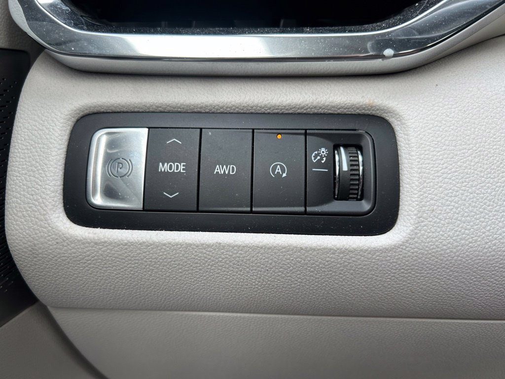 Used 2024 GMC Acadia Denali w/ Super Cruise Package AWD/4WD image 32
