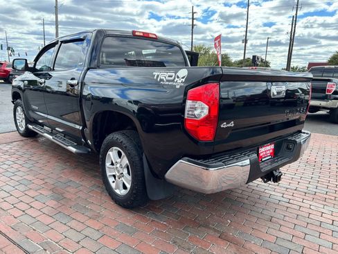Used 2015 Toyota Tundra SR5 w/ SR5 Upgrade Package image 17