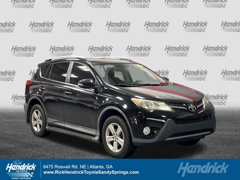 Used 2015 Toyota RAV4 XLE FWD image 1
