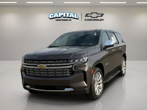 Used 2021 Chevrolet Tahoe Premier w/ Premium Package AWD/4WD image 1