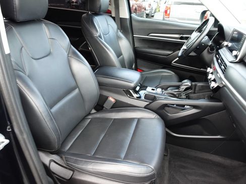 Used 2020 Kia Telluride LX AWD/4WD image 37