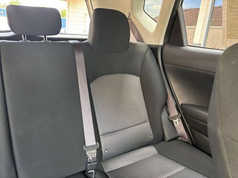 Used 2025 Kia Soul LX w/ LX Technology Package FWD image 34