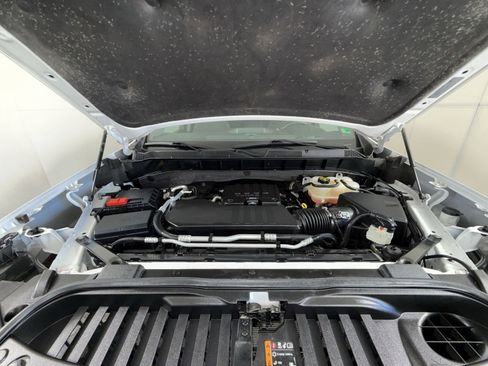 Used 2023 Chevrolet Silverado 1500 Custom AWD/4WD image 27