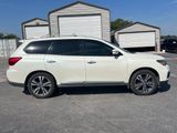 Used 2019 Nissan Pathfinder Platinum image 4