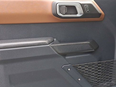 Certified 2024 Ford Bronco Outer Banks image 12