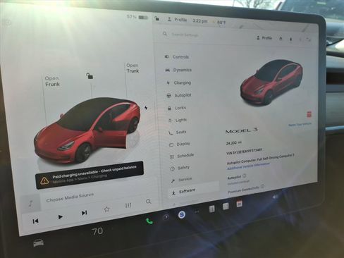 Used 2023 Tesla Model 3 Standard Range image 8