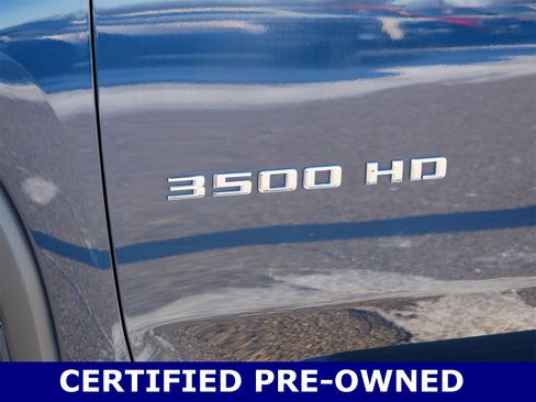 Used 2022 Chevrolet Silverado 3500 LTZ w/ LTZ Convenience Package image 10