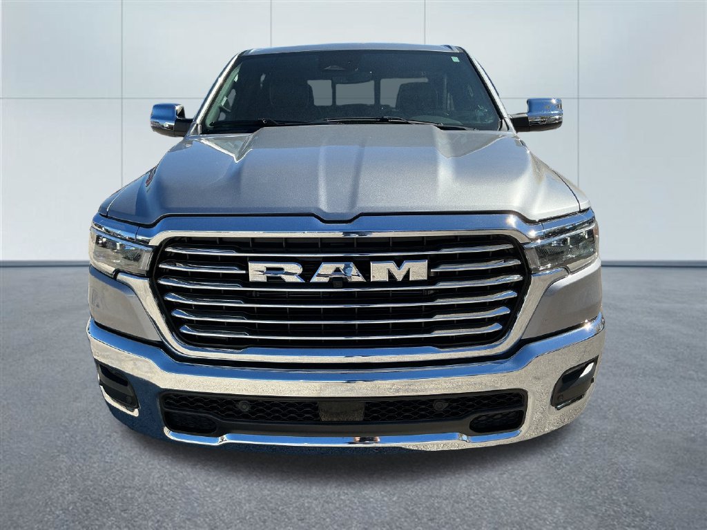 Used 2025 RAM 1500 Laramie AWD/4WD image 8