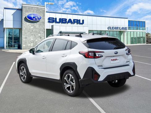 Used 2026 Subaru Crosstrek 2.5i Premium AWD/4WD image 3