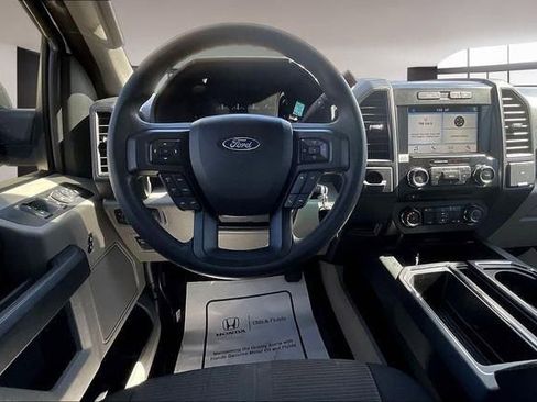 Used 2018 Ford F150 XL w/ Equipment Group 101A Mid image 9