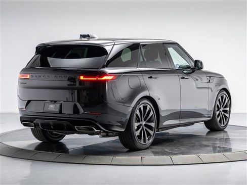 New 2026 Land Rover Range Rover Sport Dynamic SE image 5