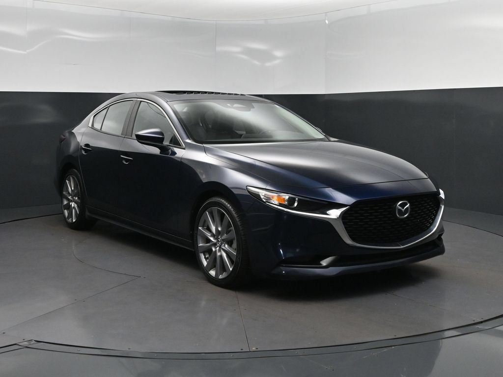Used 2024 MAZDA MAZDA3 s FWD image 9