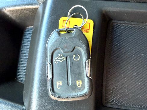 Used 2020 Chevrolet Silverado 1500 LT Trail Boss w/ Convenience Package image 37