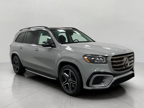 New 2026 Mercedes-Benz GLS 450 4MATIC image 1