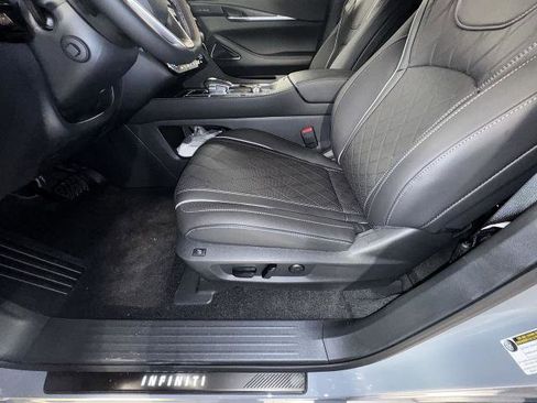 Certified 2025 INFINITI QX60 Autograph w/ Cargo Package image 15