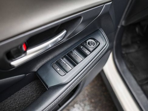 Certified 2024 Toyota Grand Highlander XLE image 11