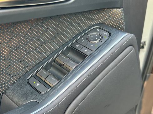 Used 2025 Lexus GX 550 AWD/4WD image 27