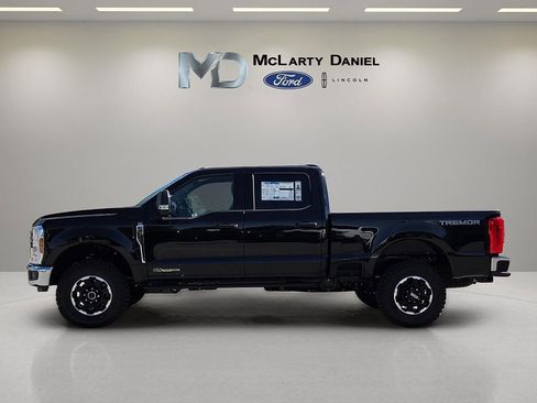 New 2026 Ford F250 XLT image 3