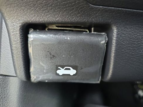New 2026 Nissan Kicks S FWD image 28