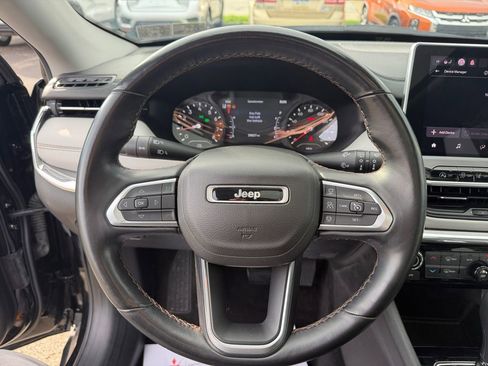 Used 2022 Jeep Compass Limited w/ Sun and Sound Group image 15