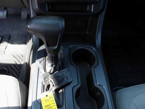Used 2018 Chevrolet Colorado W/T w/ WT Convenience Package AWD/4WD image 20