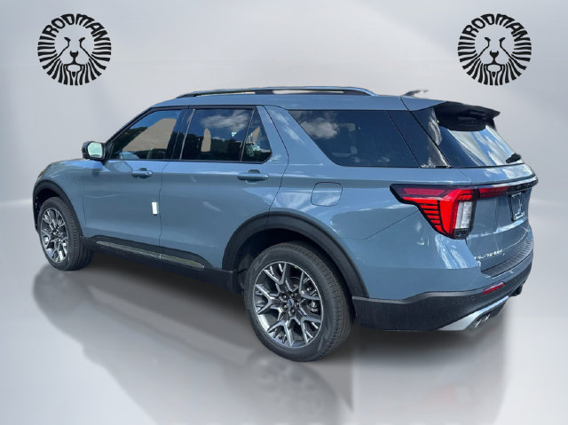 New 2027 Ford Explorer Platinum w/ 3.0L Ultimate Package AWD/4WD image 9